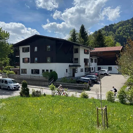 Tiefenbach Mit Garten Apartamento *
